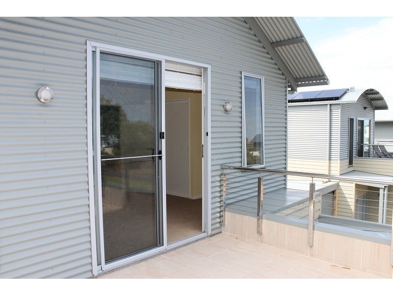 2/15-18 Beach Road, Rhyll VIC 3923