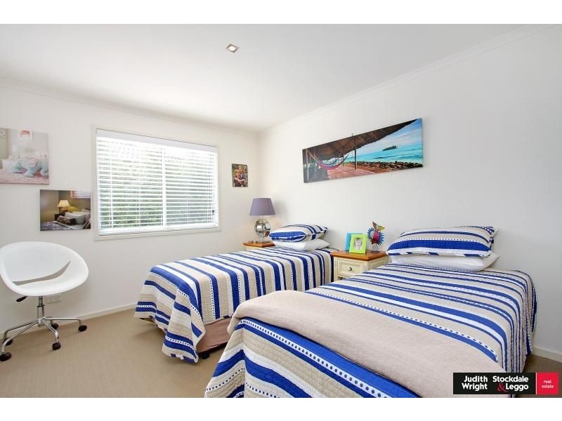 4 Lorikeet Lane, Cowes VIC 3922