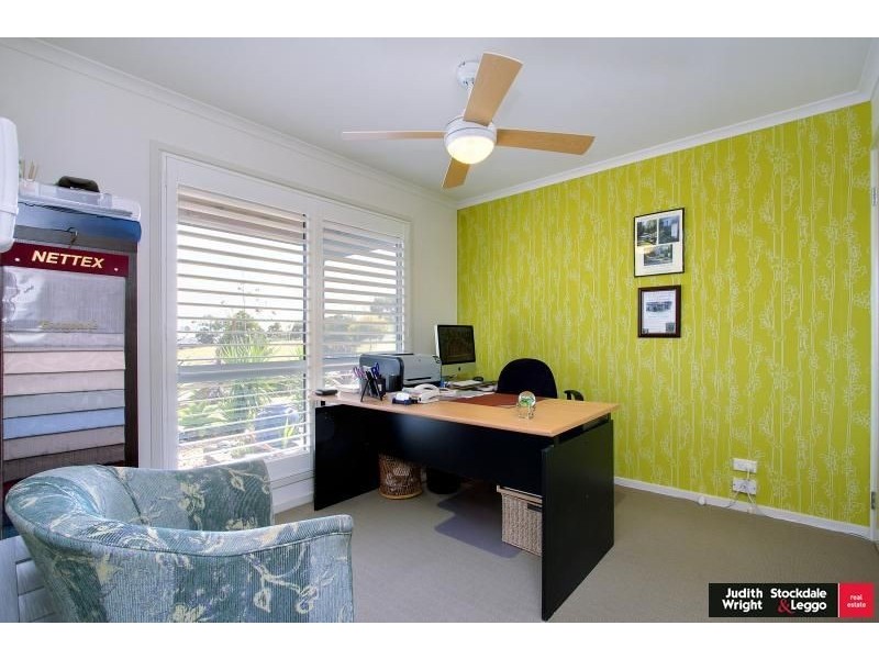 4 Lorikeet Lane, Cowes VIC 3922