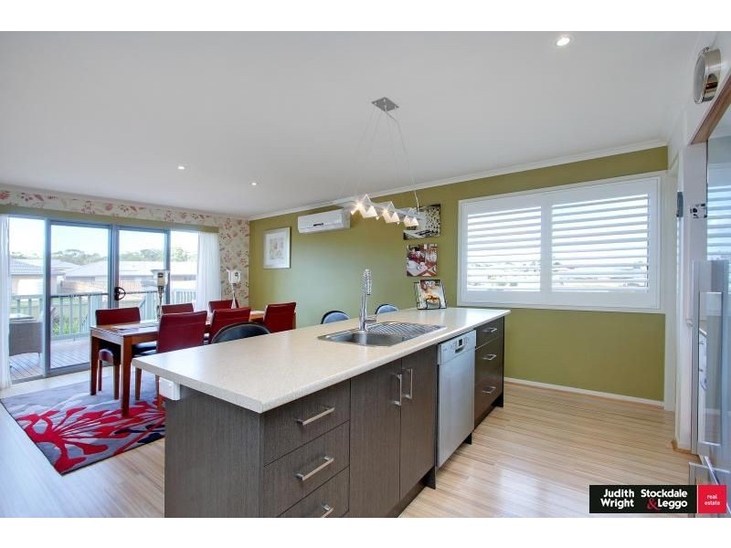 4 Lorikeet Lane, Cowes VIC 3922