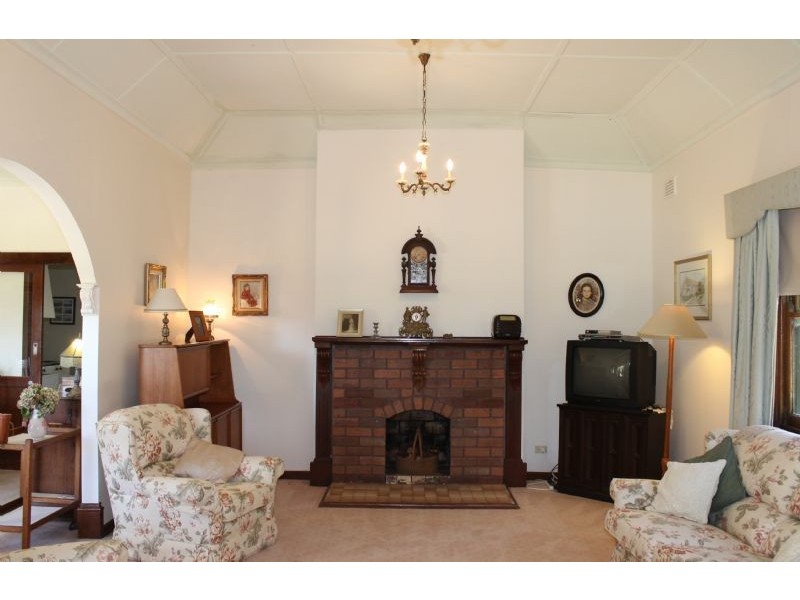 16 Chillingworth Road, Cowes VIC 3922