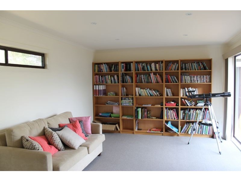 11 Justice Road, Cowes VIC 3922