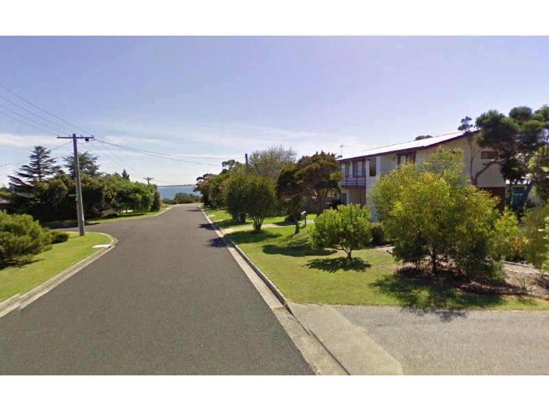 11 Justice Road, Cowes VIC 3922