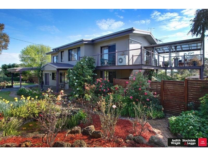 23-25 Chillingworth Road, Cowes VIC 3922