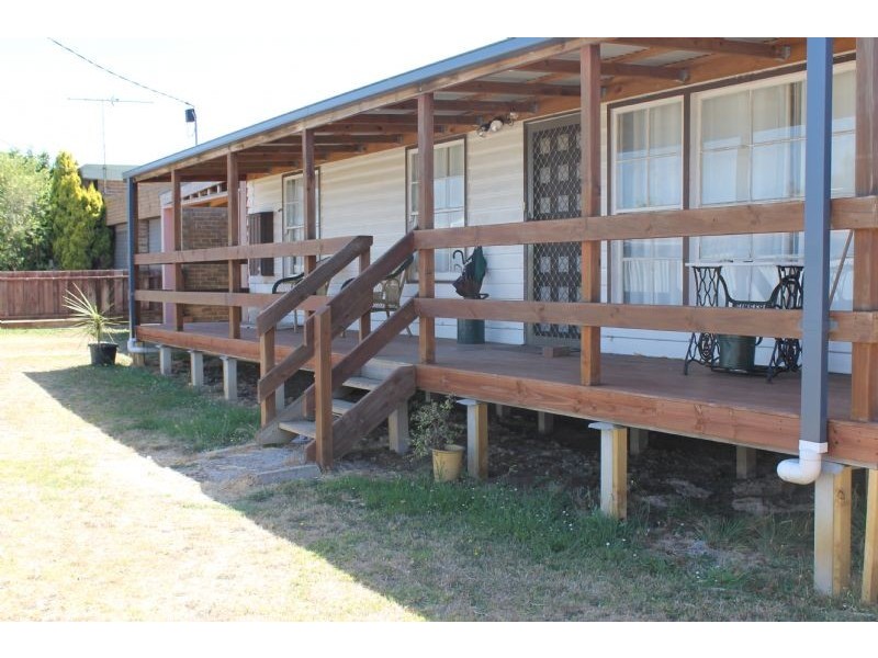 30 St Georges Road, Cowes VIC 3922