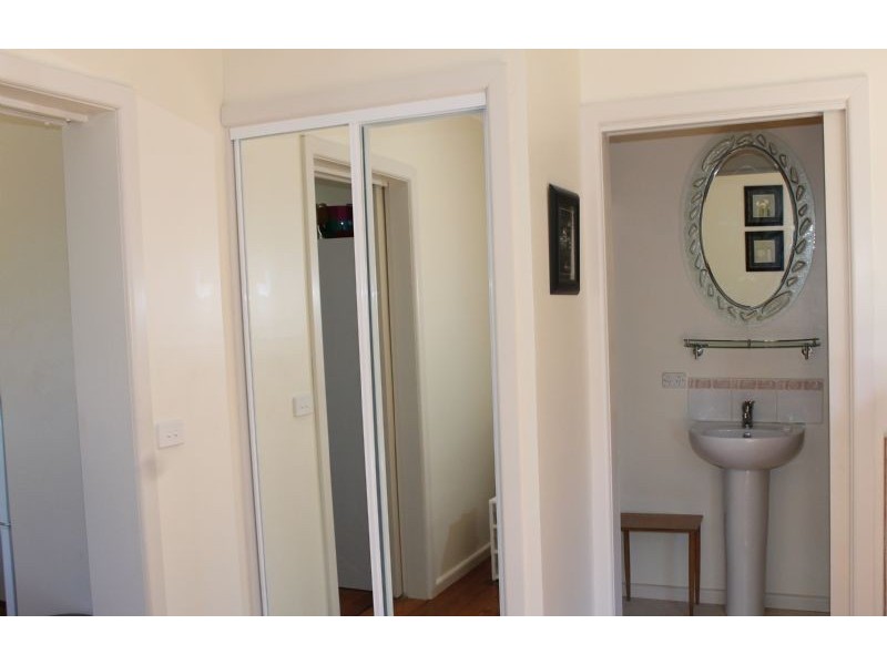 30 St Georges Road, Cowes VIC 3922