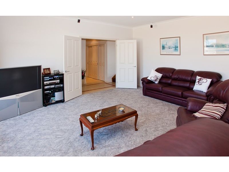 22 Anthony Court, Cowes VIC 3922