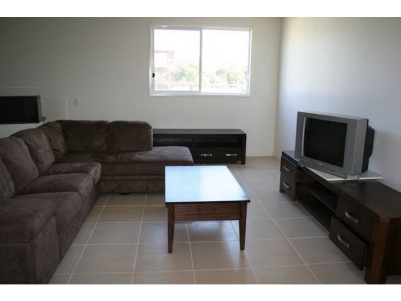 9 Parrakoola Way, Cowes VIC 3922