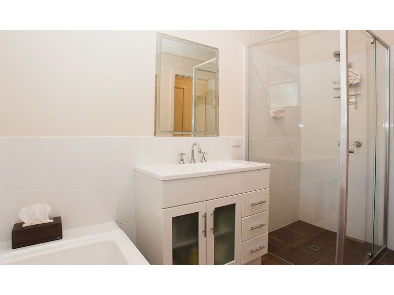 24  Churchill Drive, Cowes VIC 3922