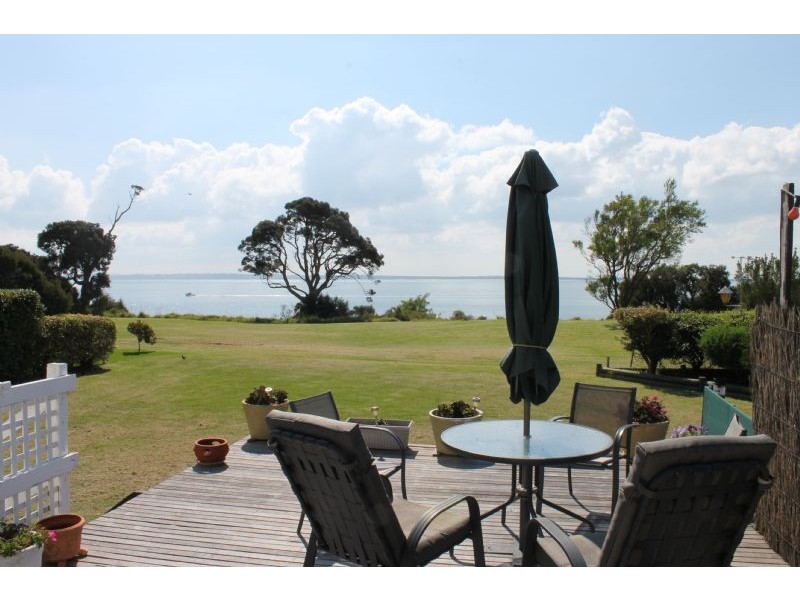 5 Langard Road, Cowes VIC 3922