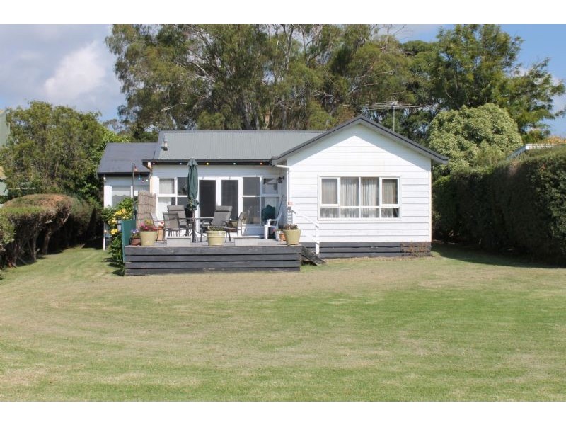 5 Langard Road, Cowes VIC 3922