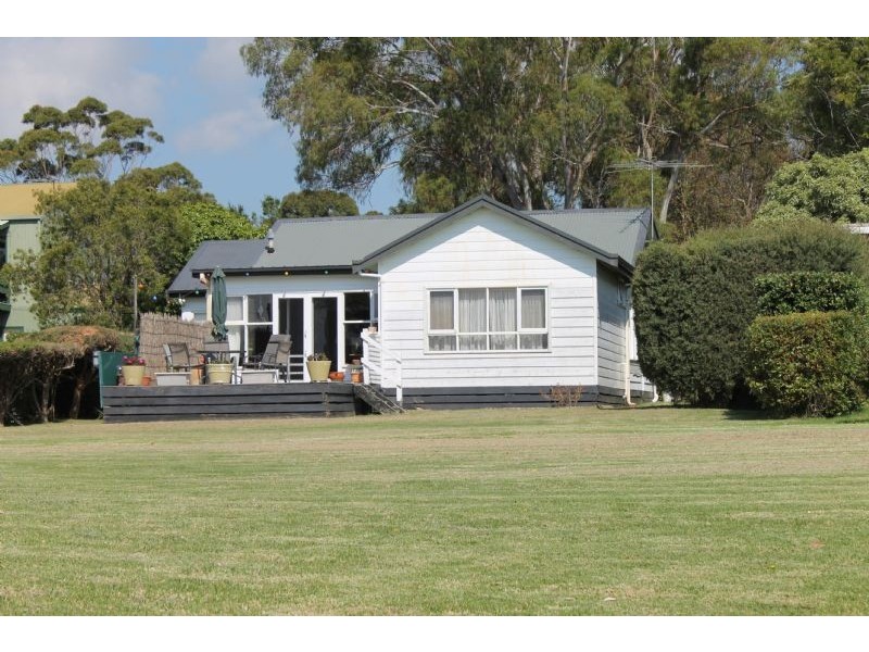 5 Langard Road, Cowes VIC 3922