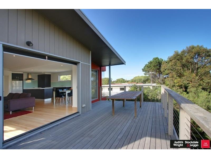 40 Beachcomber Ave, Smiths Beach VIC 3922