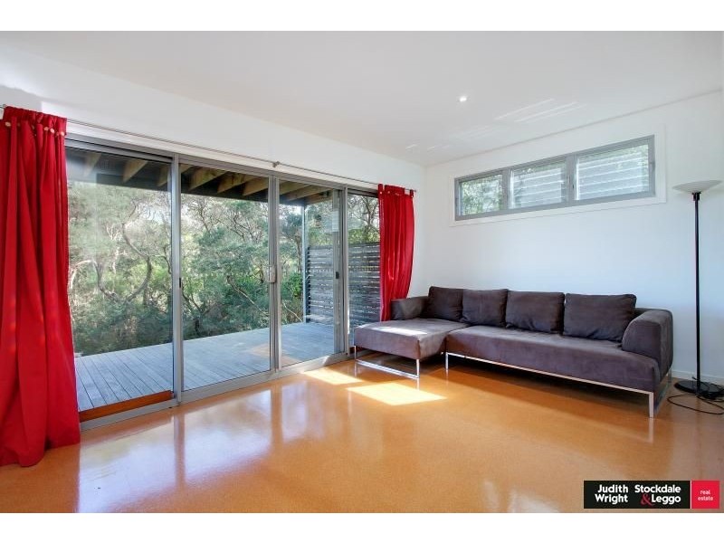40 Beachcomber Ave, Smiths Beach VIC 3922
