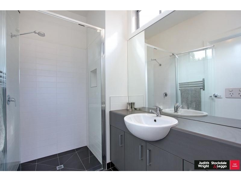 40 Beachcomber Ave, Smiths Beach VIC 3922