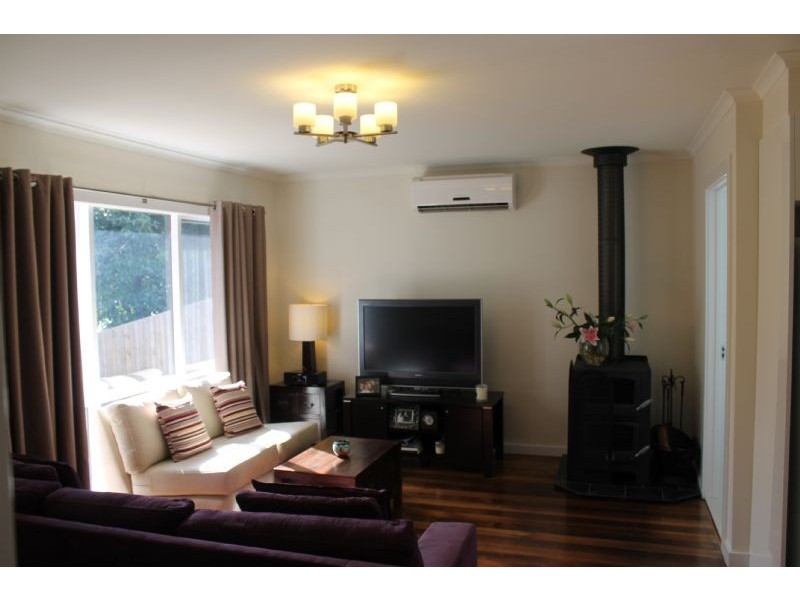 3 Rogan Close, Cowes VIC 3922