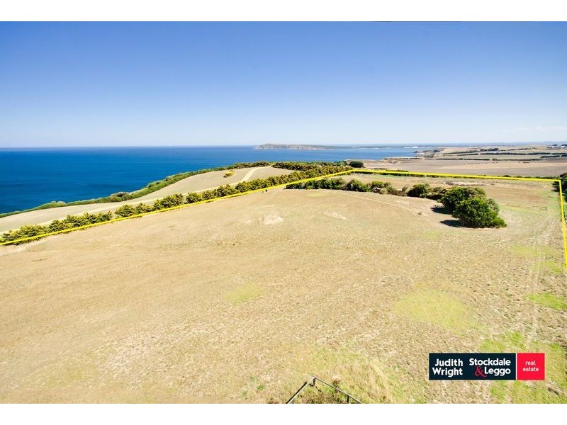 1A Punchbowl Road, San Remo VIC 3925