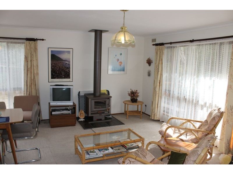 12 Alpha Court, Cowes VIC 3922