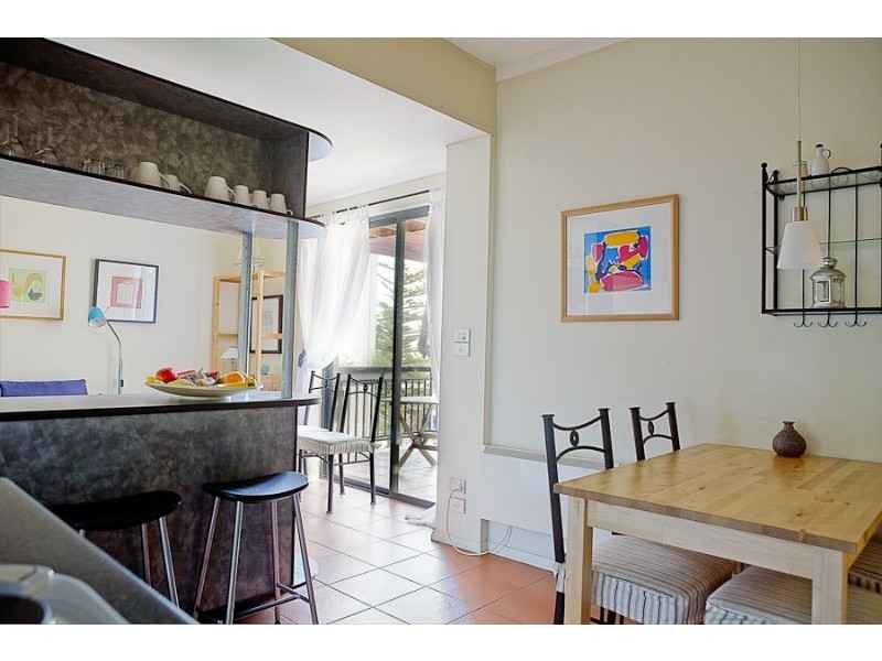 4/2 Warley Avenue, Cowes VIC 3922