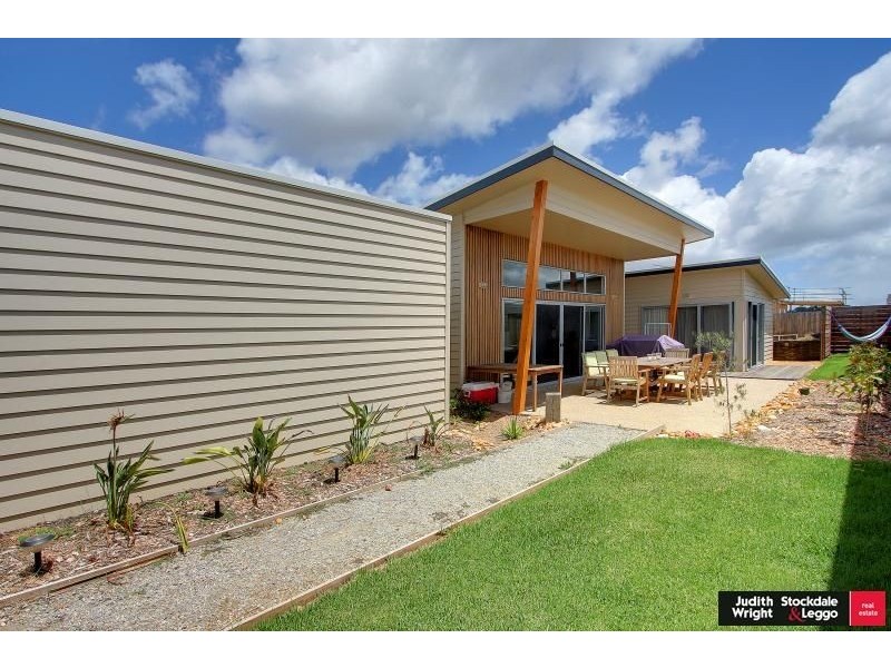 3 Cove Place, Cowes VIC 3922