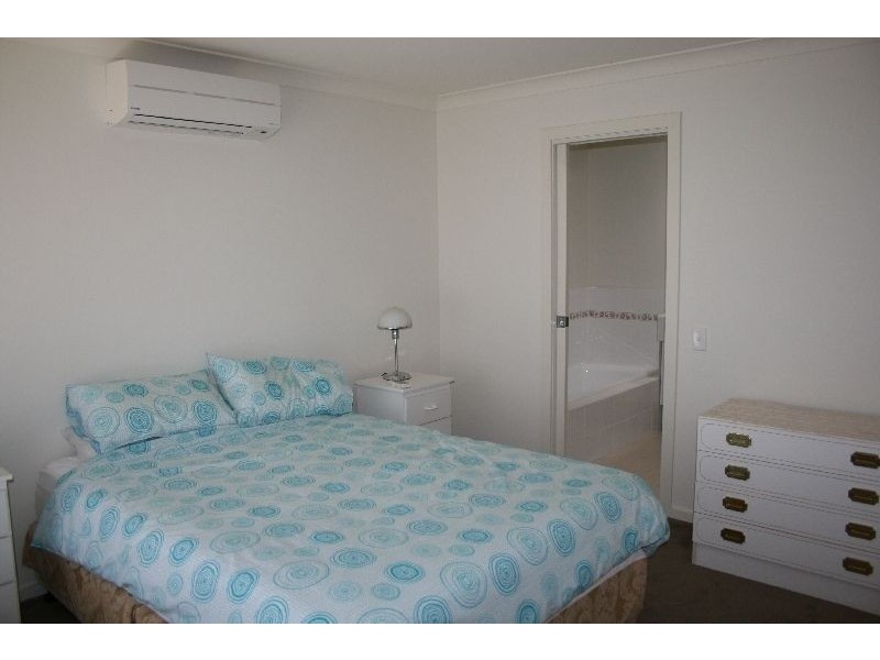 4/34-36 Jenner Avenue, Cowes VIC 3922