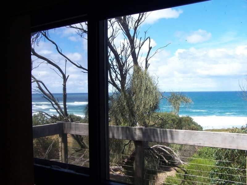 15 Beach Court, Smiths Beach VIC 3922