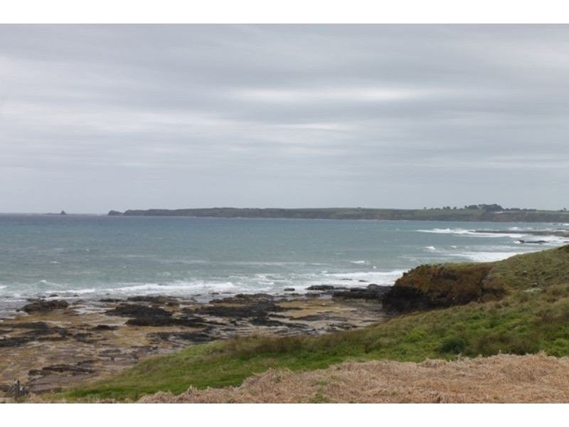 1 Tolley Ave, Surf Beach VIC 3922