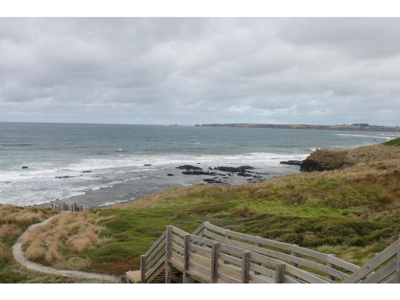 1 Tolley Ave, Surf Beach VIC 3922