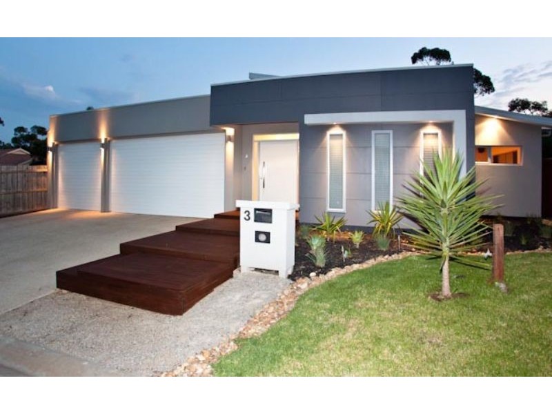 3 Amanda Close, Cowes VIC 3922