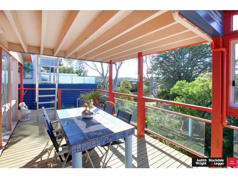 29 Hollywood Crescent, Smiths Beach VIC 3922