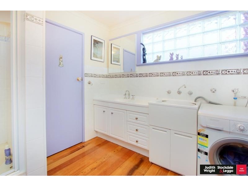 29 Hollywood Crescent, Smiths Beach VIC 3922