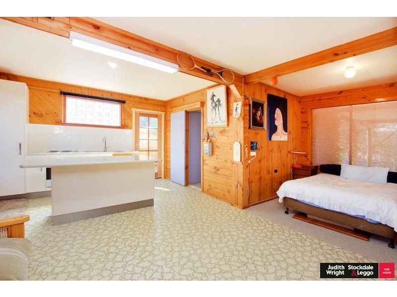 29 Hollywood Crescent, Smiths Beach VIC 3922