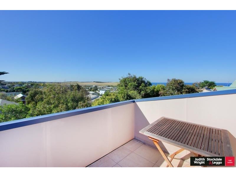 29 Hollywood Crescent, Smiths Beach VIC 3922