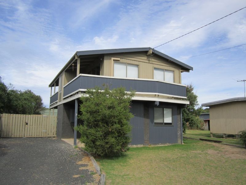 7 Bayview Avenue, Surf Beach VIC 3922