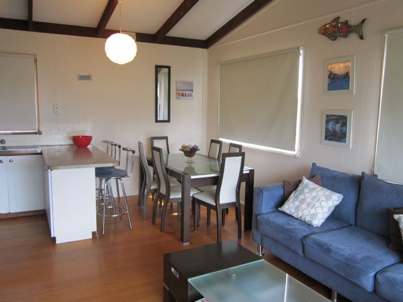 7 Bayview Avenue, Surf Beach VIC 3922