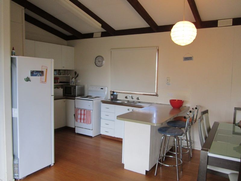 7 Bayview Avenue, Surf Beach VIC 3922