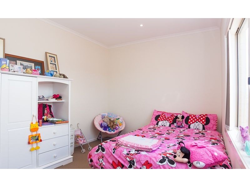 10 Kingfisher Way, Cowes VIC 3922