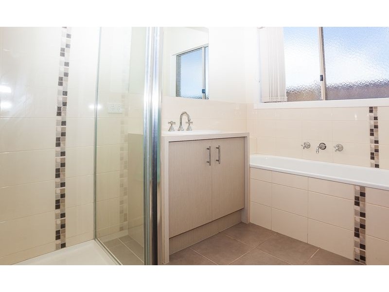 10 Kingfisher Way, Cowes VIC 3922