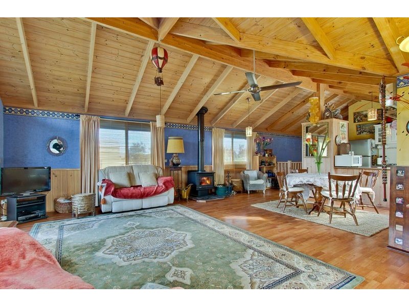 16 Beresford Drive, Cape Woolamai VIC 3925