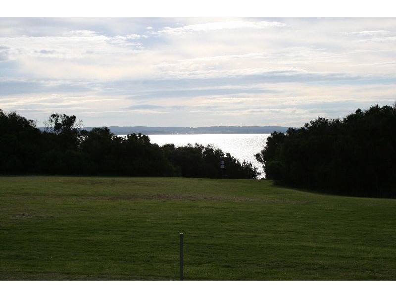 18 Seahaven Drive, Ventnor VIC 3922