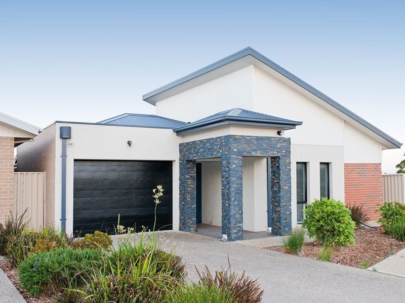 1/60 McKenzie Rd, Cowes VIC 3922