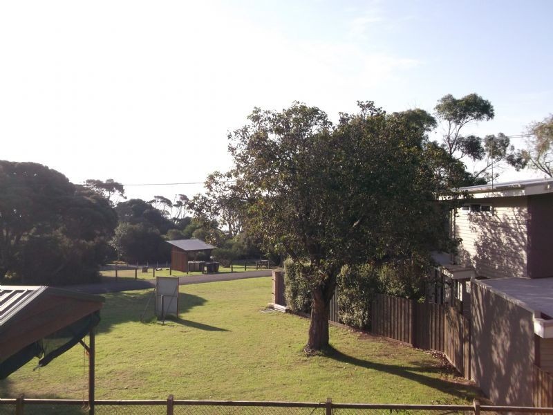 2 Red Rocks Road, Cowes VIC 3922