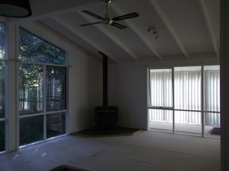 2 Red Rocks Road, Cowes VIC 3922