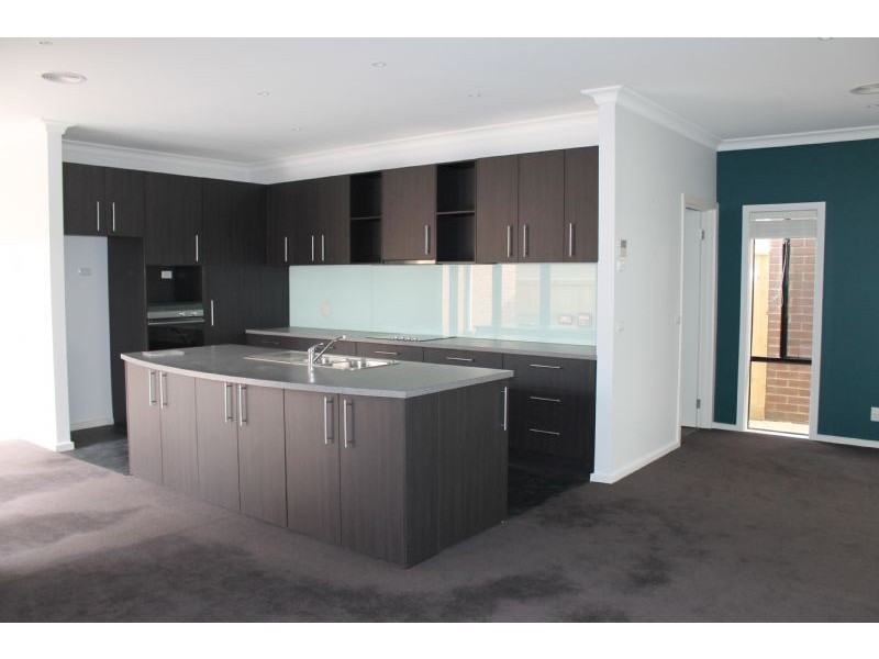 4/60 McKenzie Road, Cowes VIC 3922