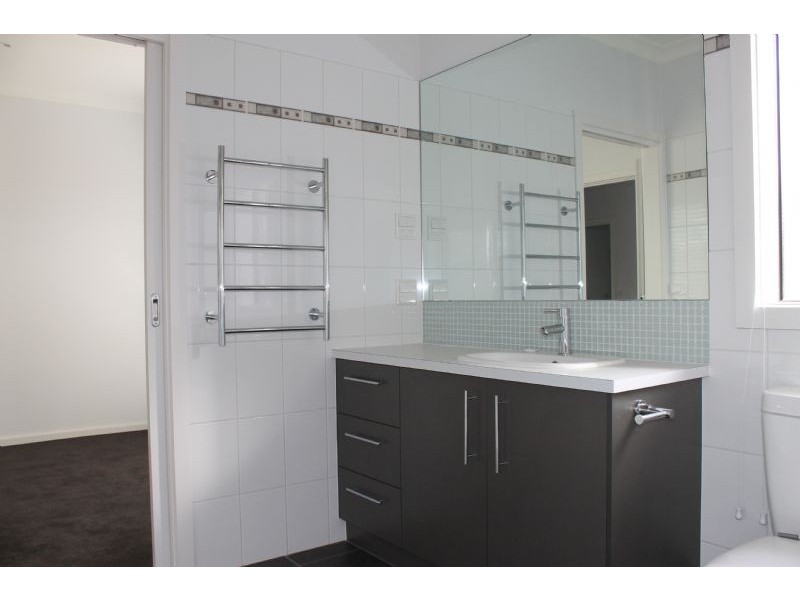 4/60 McKenzie Road, Cowes VIC 3922