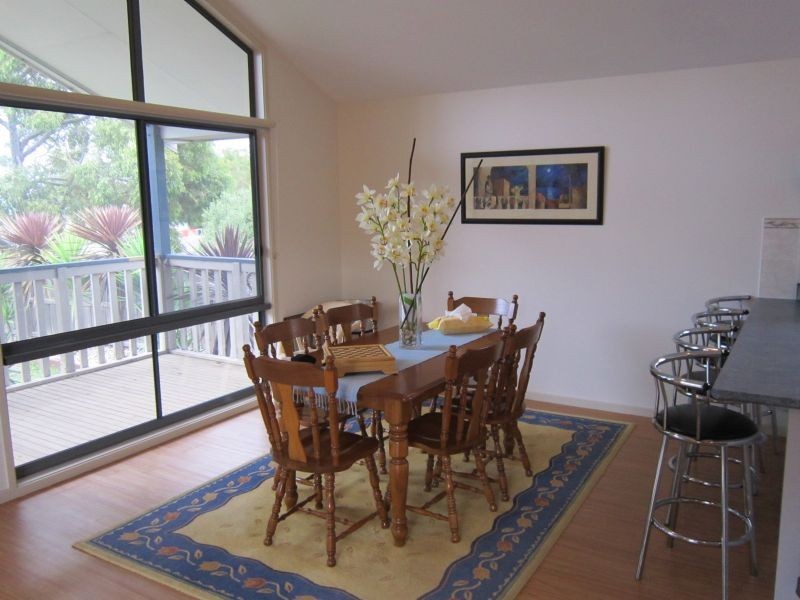 6 Hallway Drive, Wimbledon Heights VIC 3922
