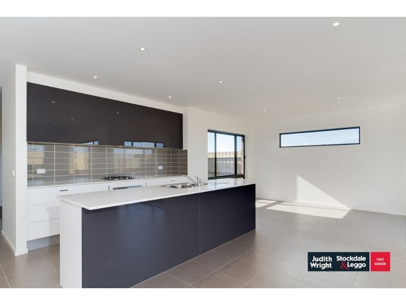 9 Shoalhaven Road, Cowes VIC 3922