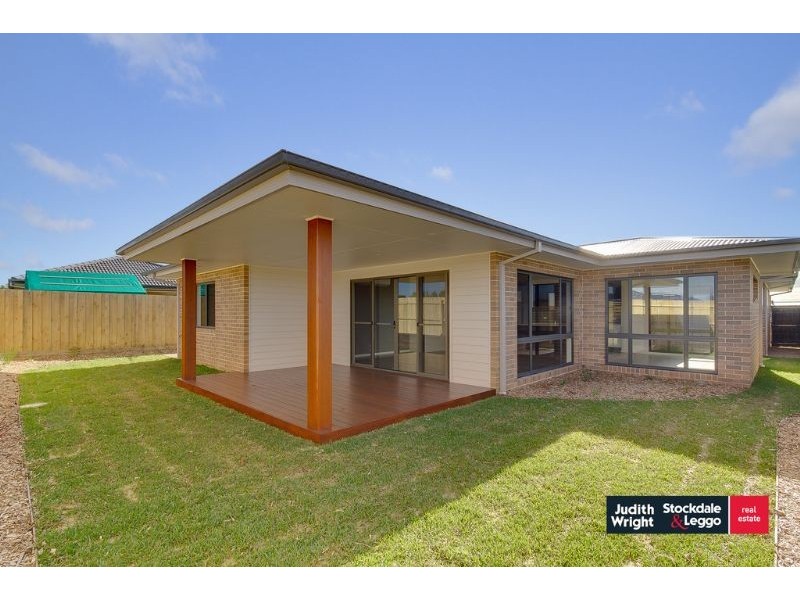 9 Shoalhaven Road, Cowes VIC 3922