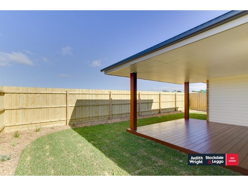 9 Shoalhaven Road, Cowes VIC 3922