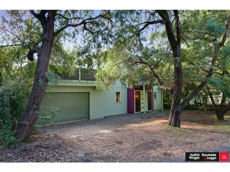 19 Woodlands Avenue, Silverleaves VIC 3922